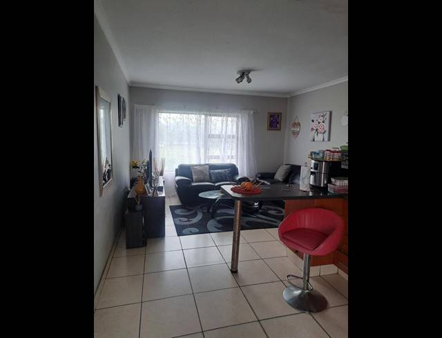 2 BEDROOM PROPERTY TO RENT IN RICHARDS BAY CENTRAL